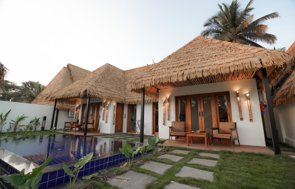 Paddy Pool Hut Image